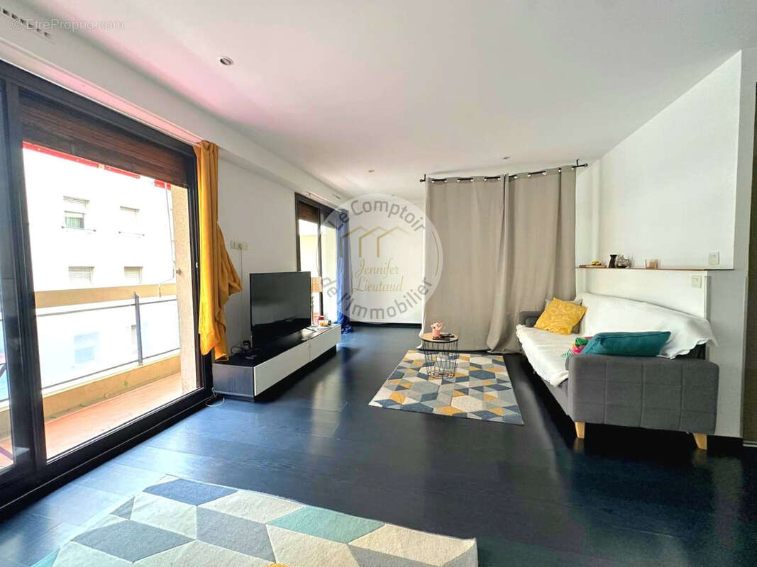 Appartement à MARSEILLE-8E