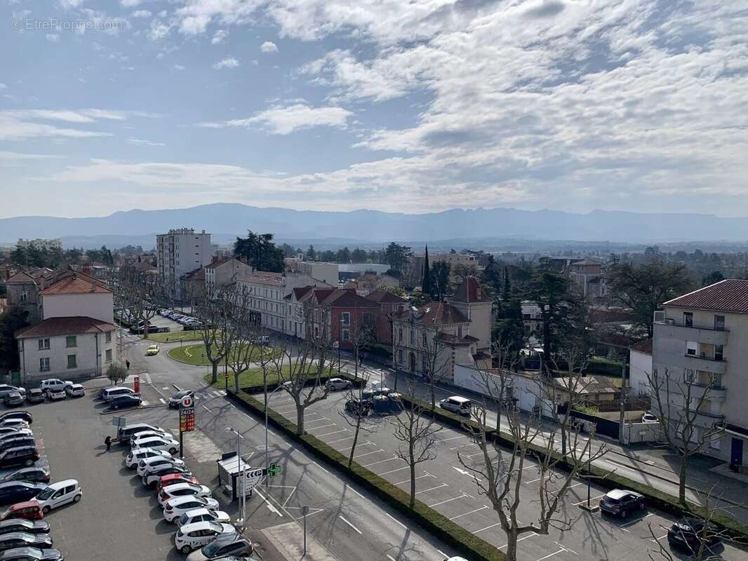 Appartement à ROMANS-SUR-ISERE
