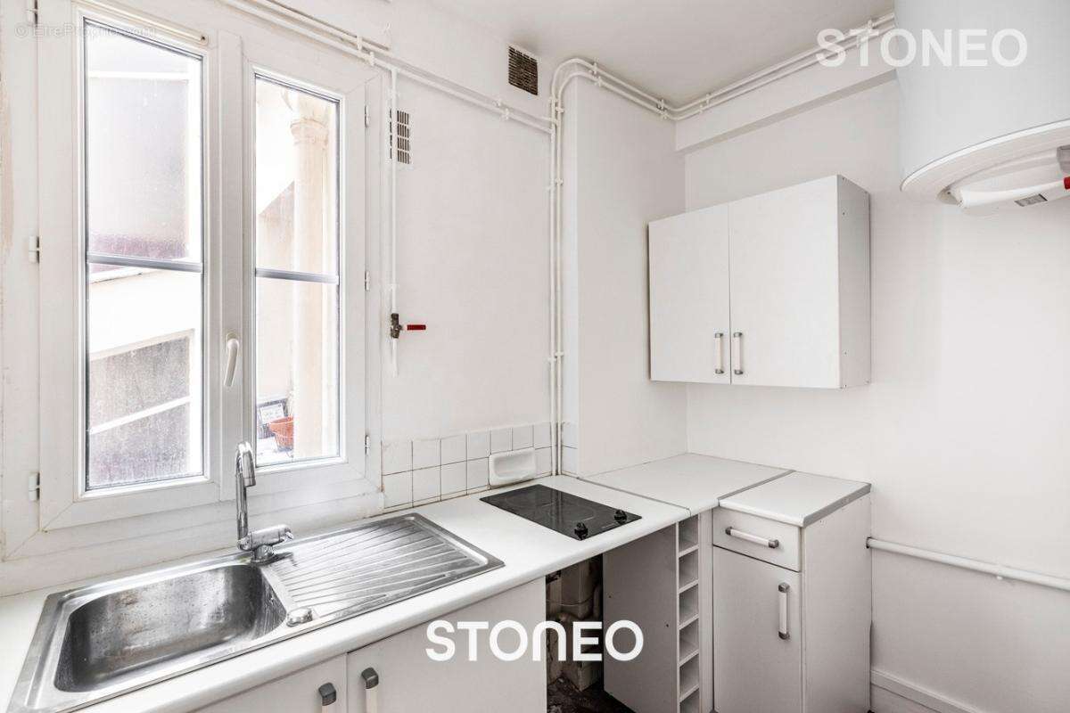 Appartement à PARIS-7E