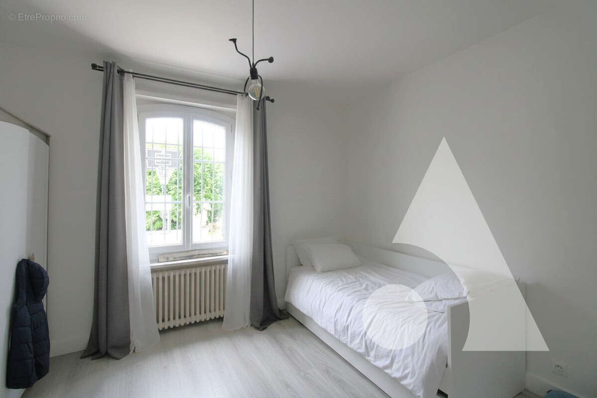Maison de plain pied  de 156 m² a 10 min de senlis - photo 9