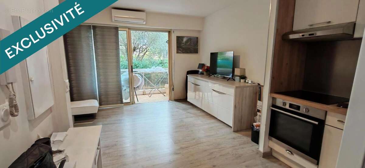 Photo 2 - Appartement à VILLENEUVE-LOUBET