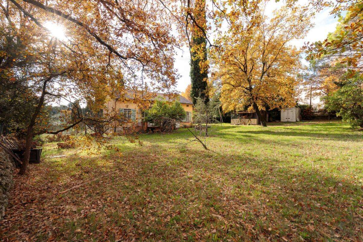 Maison à PEYMEINADE