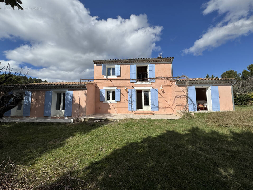 Maison à MORMOIRON