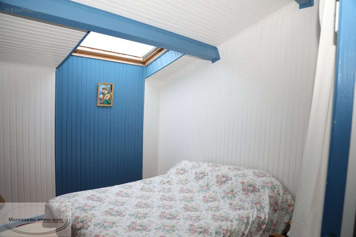 Maison à CHEVAGNY-LES-CHEVRIERES