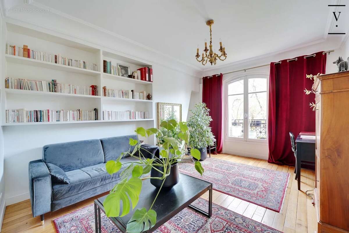 Appartement à PARIS-4E