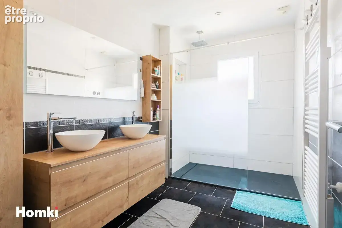 Maison/Villa T6 de 155 m² à Saint-Clar-de-Rivière 31600,  Rue des Poiriers - photo 6