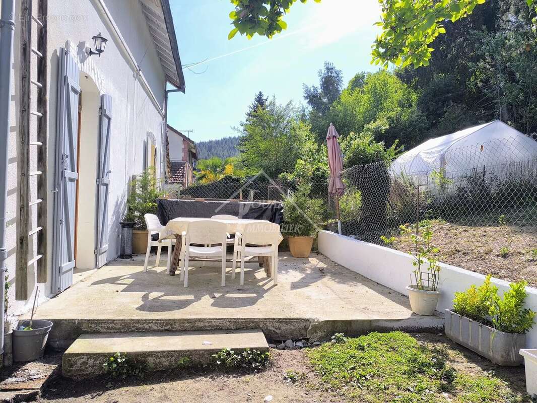 Maison à SAINT-ELOY-LES-MINES