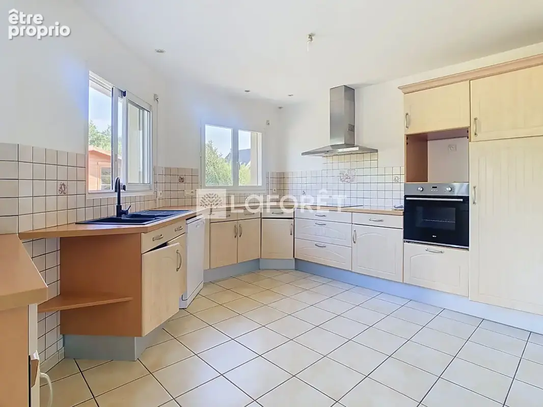 Maison Val D'Anast 135 m2 4 chambres terrasse garage jardin - photo 5
