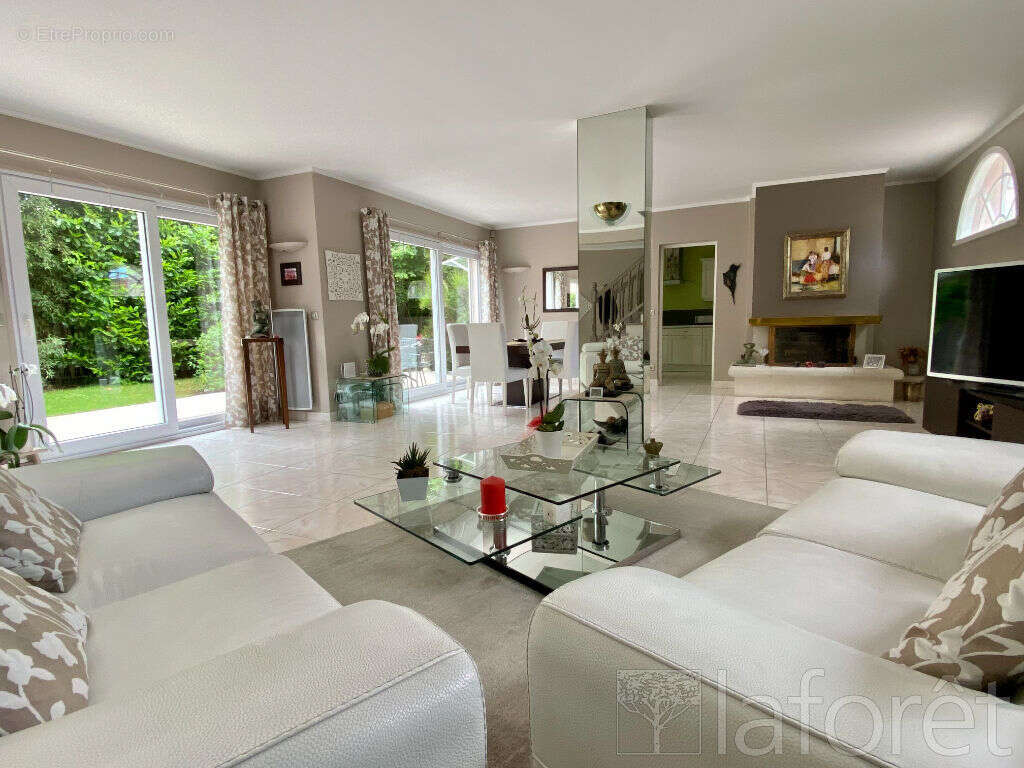 Maison à AULNAY-SOUS-BOIS