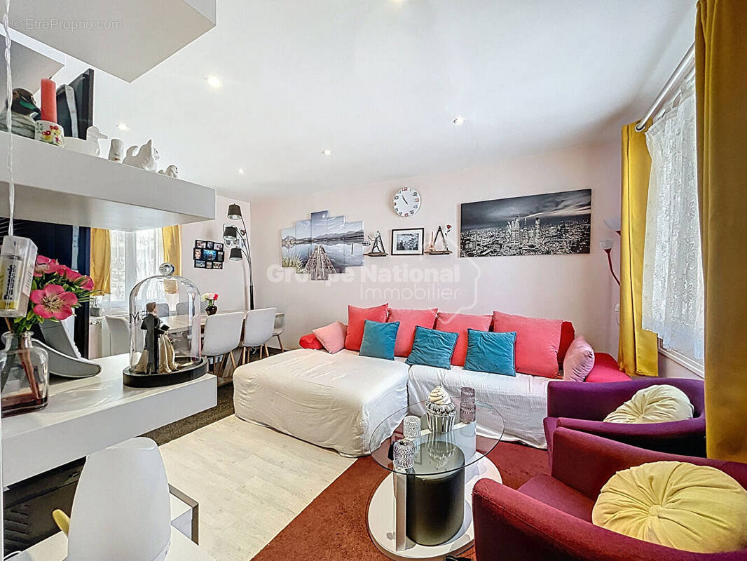 Maison à CHATEAURENARD