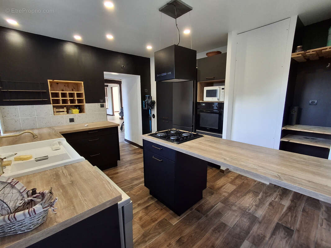 Maison à SAINT-VINCENT-STERLANGES