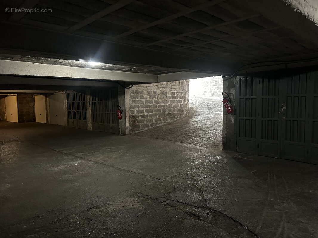 Parking à NICE