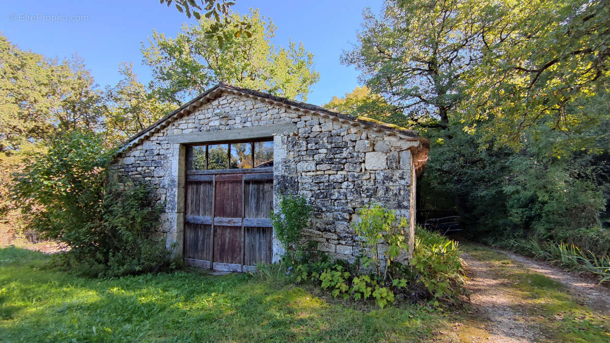 Maison à BAGAT-EN-QUERCY