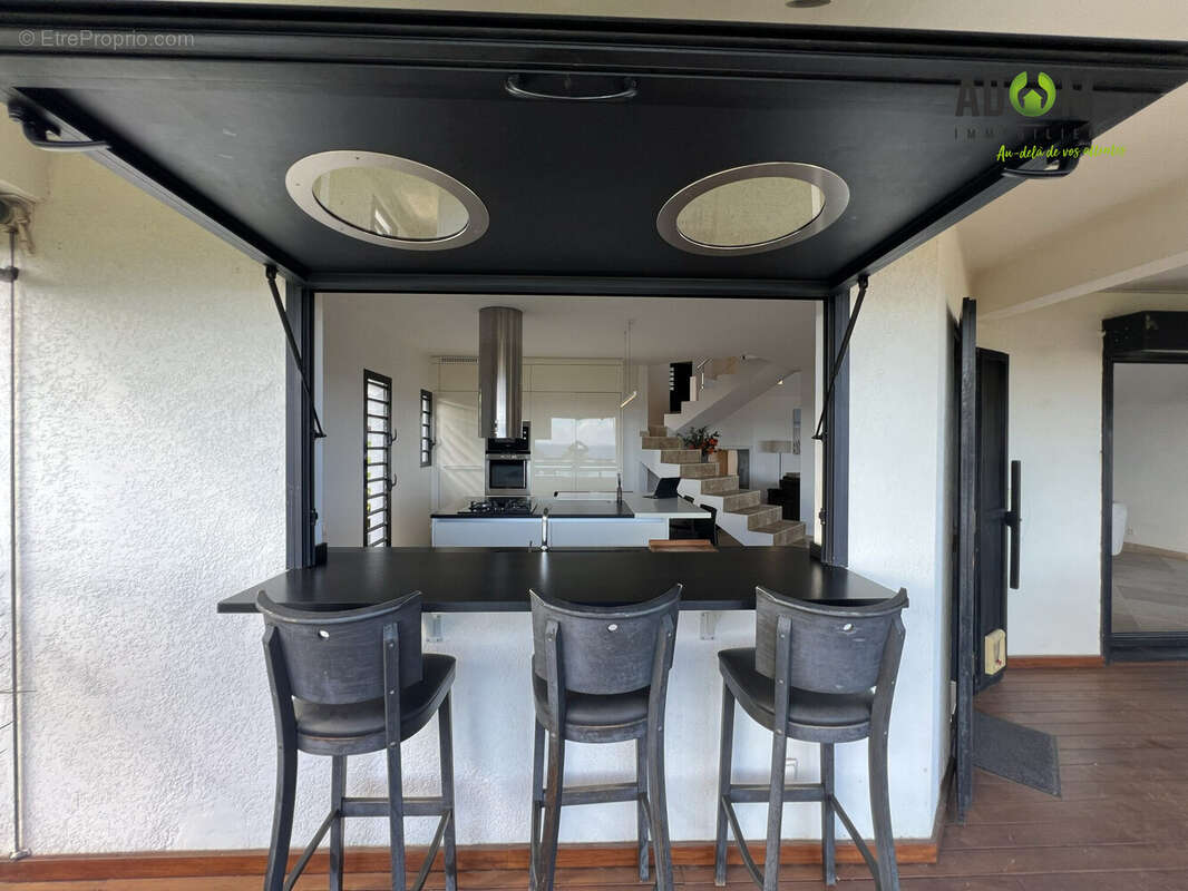 Maison 154 m² à Saint-Leu  - photo 9