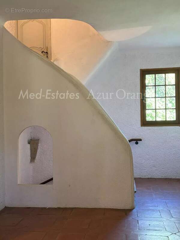 Maison à LA GARDE-FREINET