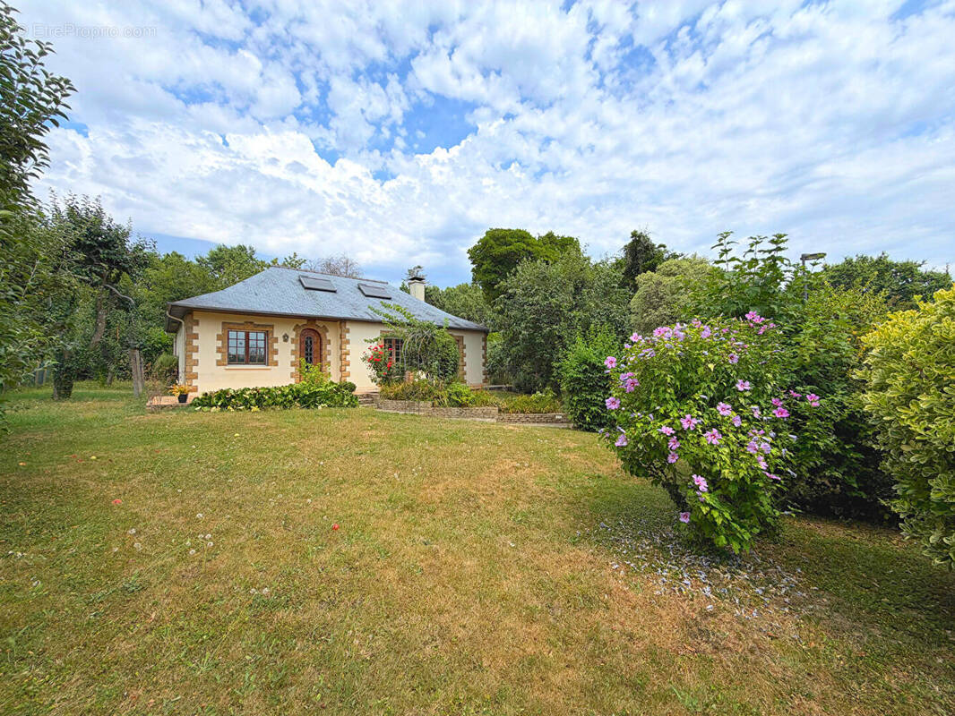 Maison à THORIGNE-FOUILLARD