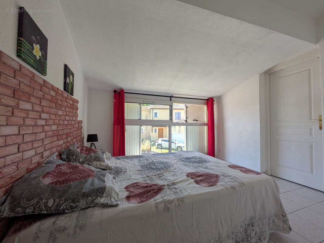 Appartement à PONT-SAINT-ESPRIT