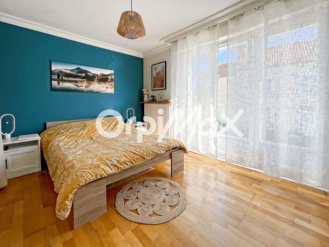 Appartement à SAINT-MARTIN-BOULOGNE