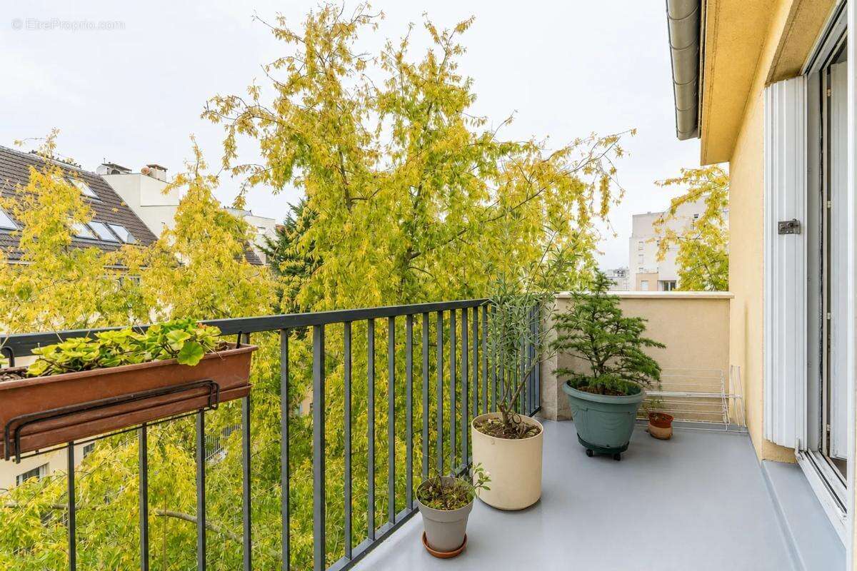Duplex 4 pièces de 101 m² avec balcon et double garage (box) - photo 2