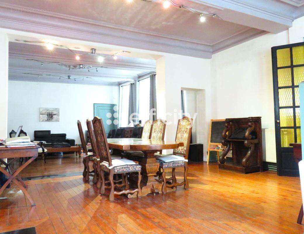 Appartement à VALENCIENNES