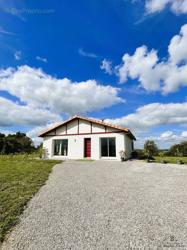 Maison à SAINT-PALAIS