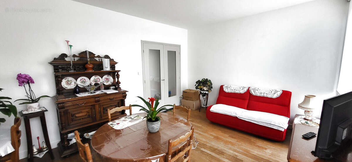 Abbeville centre - appartement renove 2 pièces principales - photo 2