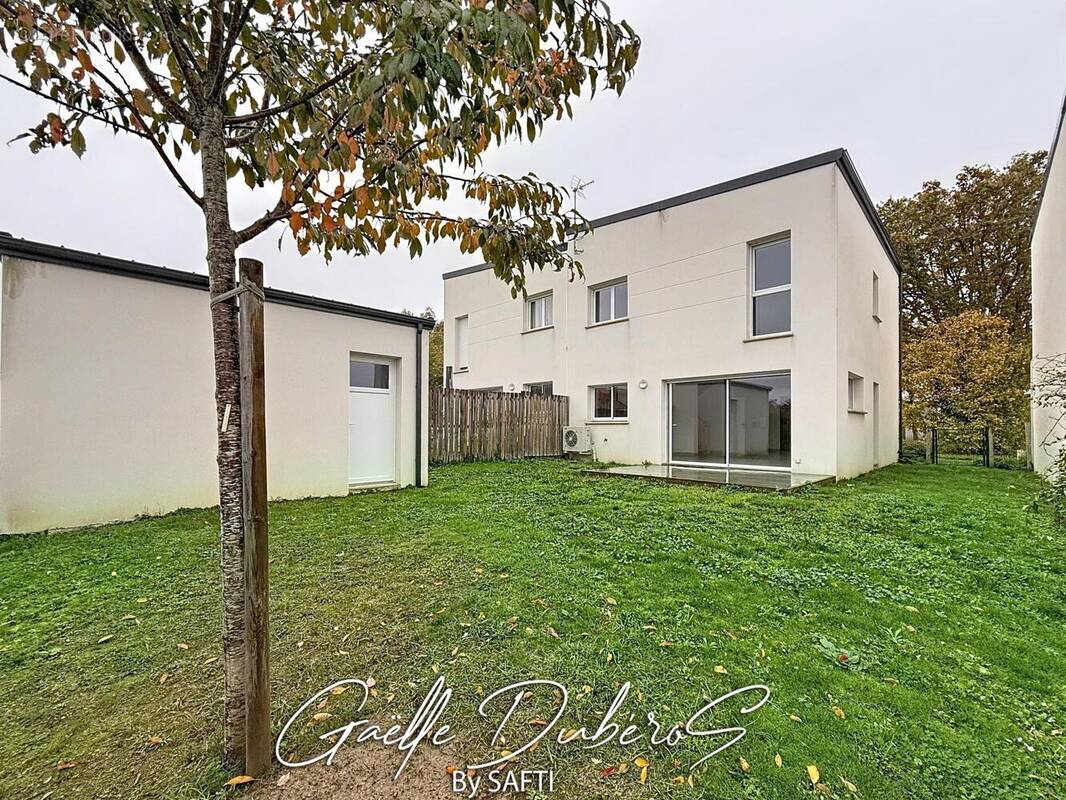 Photo 1 - Maison à AVRILLE