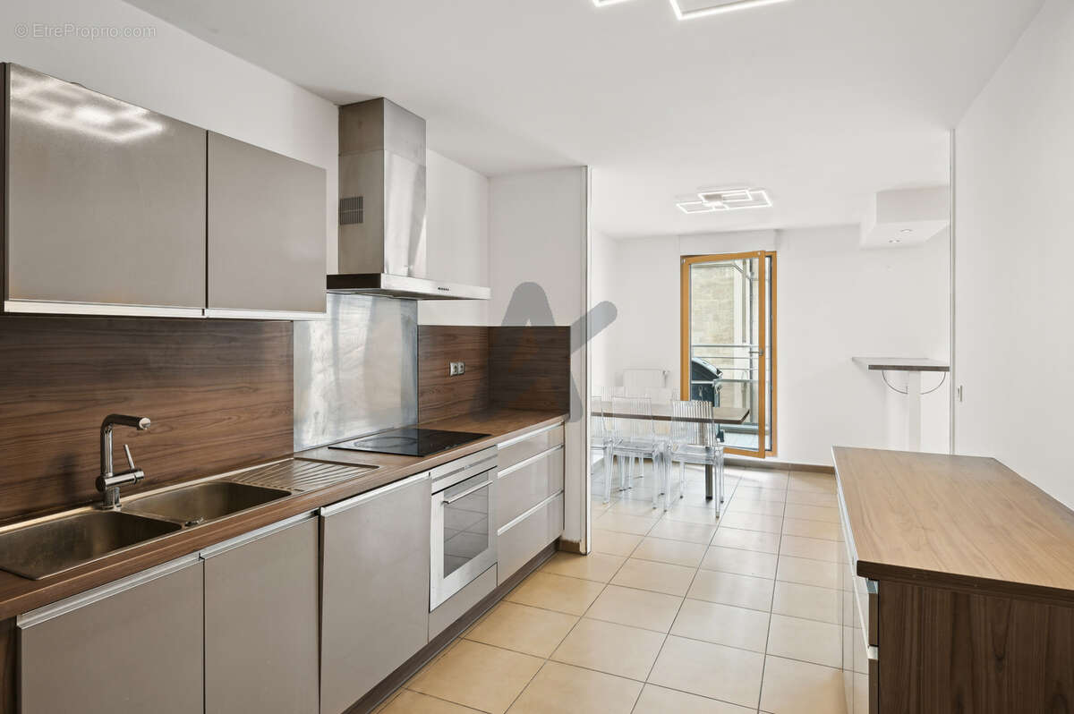 Appartement à LYON-6E