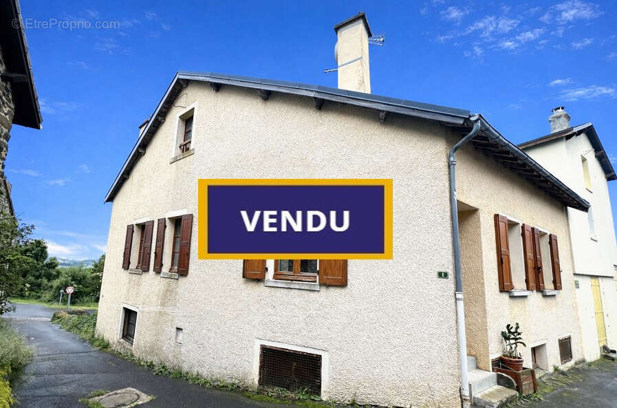 Maison à FREYCENET-LA-TOUR