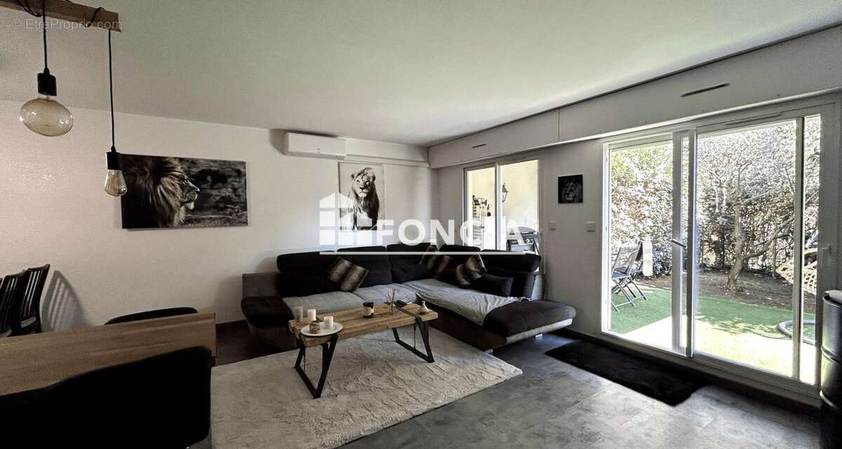 Appartement à NIMES