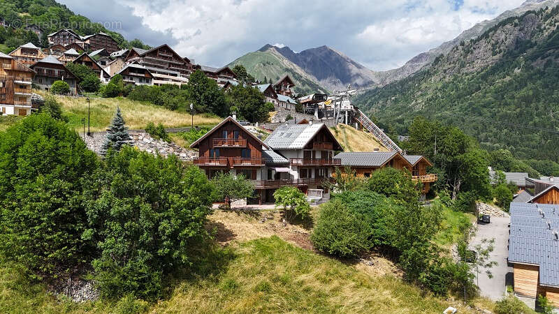 Appartement à VAUJANY