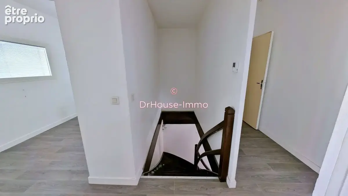 Appartement 5 pièces 84 m² à vendre à Saint-Etienne (42000) - photo 16
