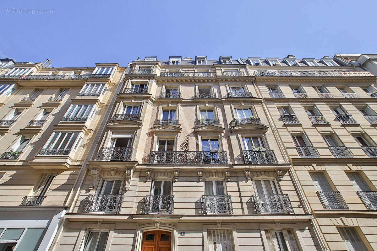 Appartement à PARIS-12E