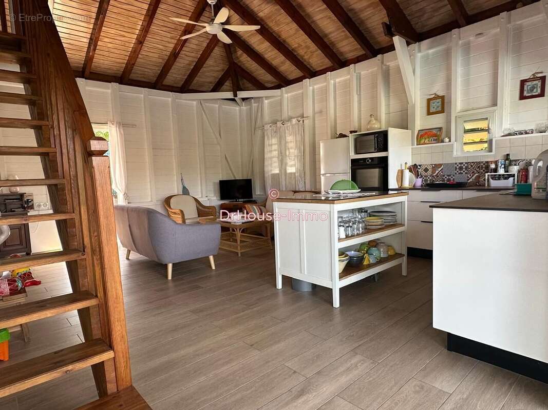 Maison à RIVIERE-SALEE