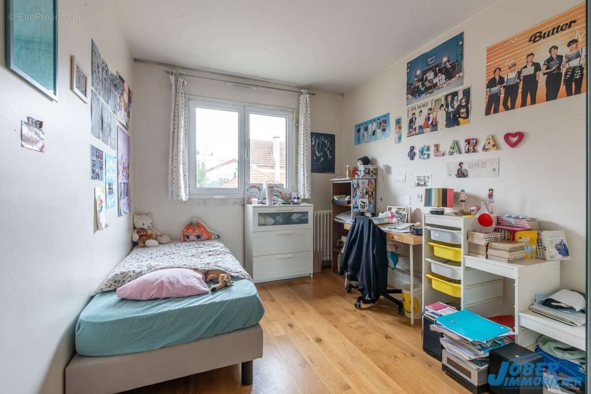 Appartement à NOGENT-SUR-MARNE