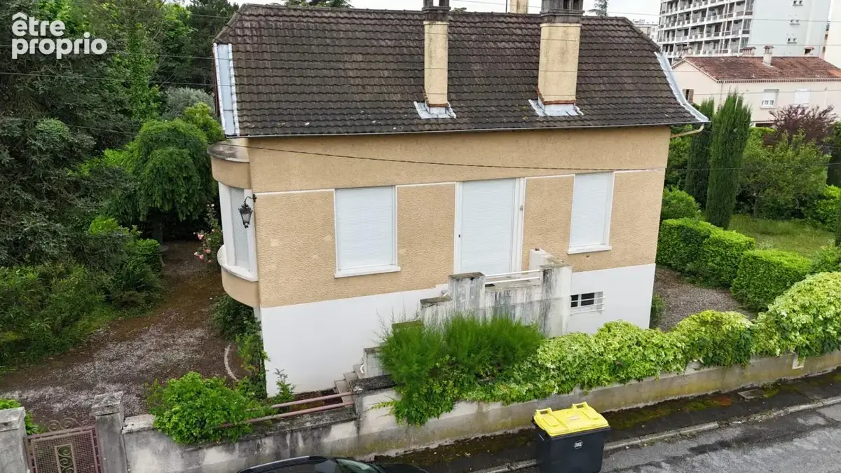 Maison à vendre 10 pièces ROMANS SUR ISERE (26) - photo 3