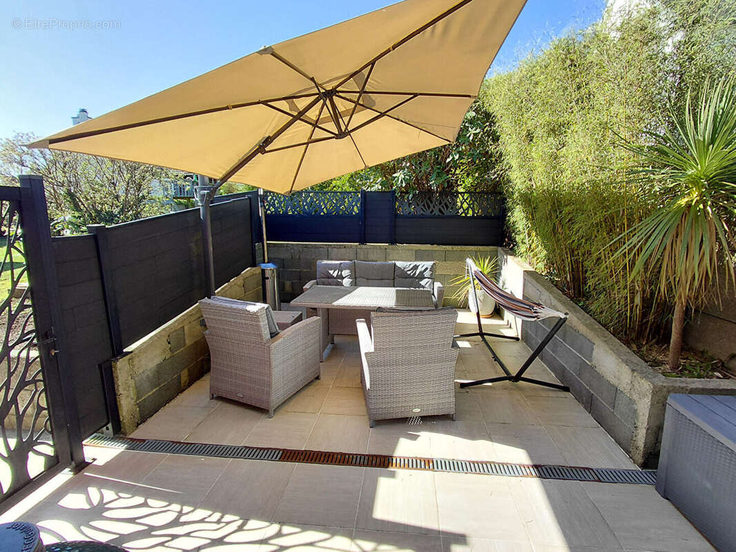 Maison à SAINT-MARTIN-DES-CHAMPS