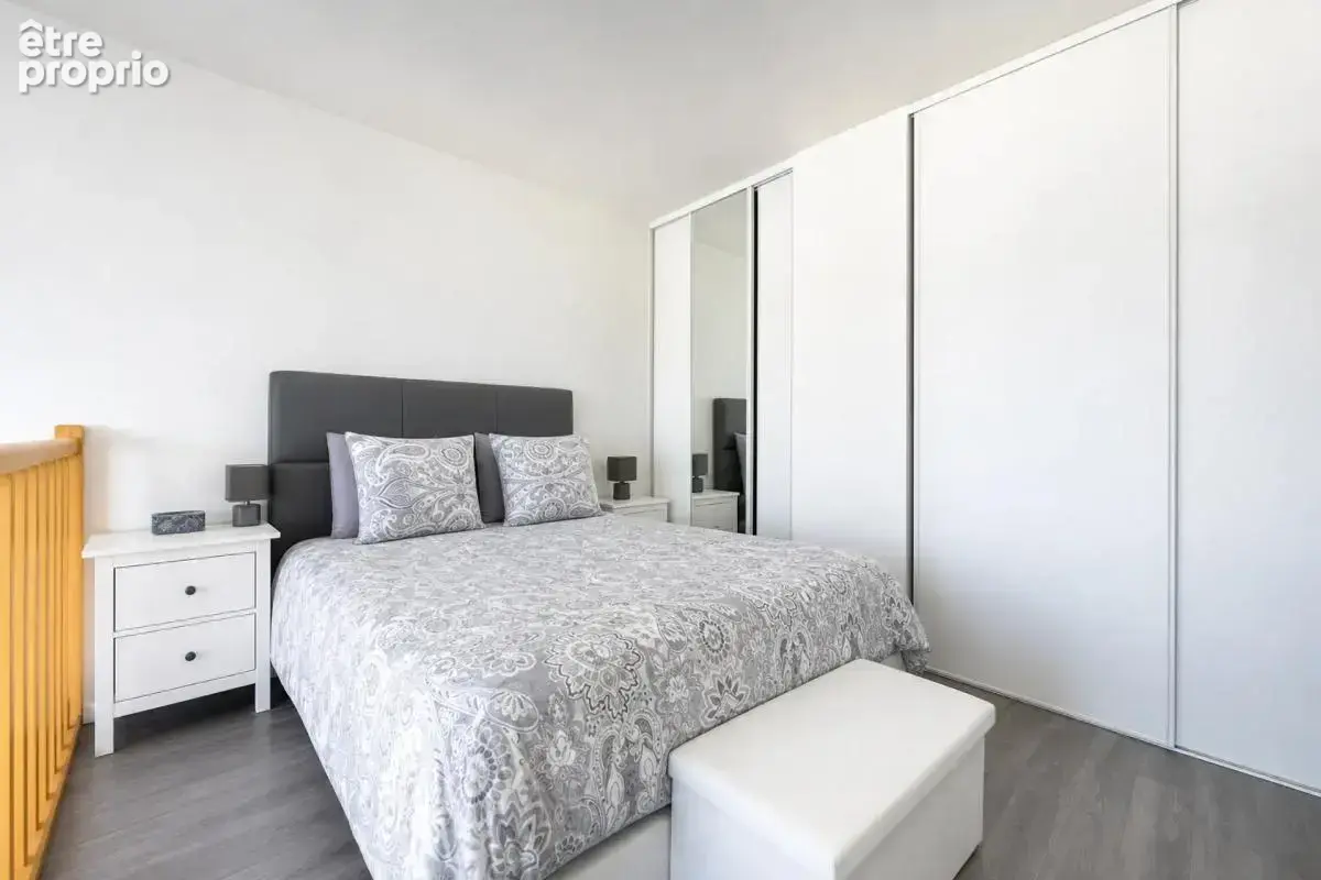 Studio lumineux avec chambre en mezzanine à Poissy - photo 6