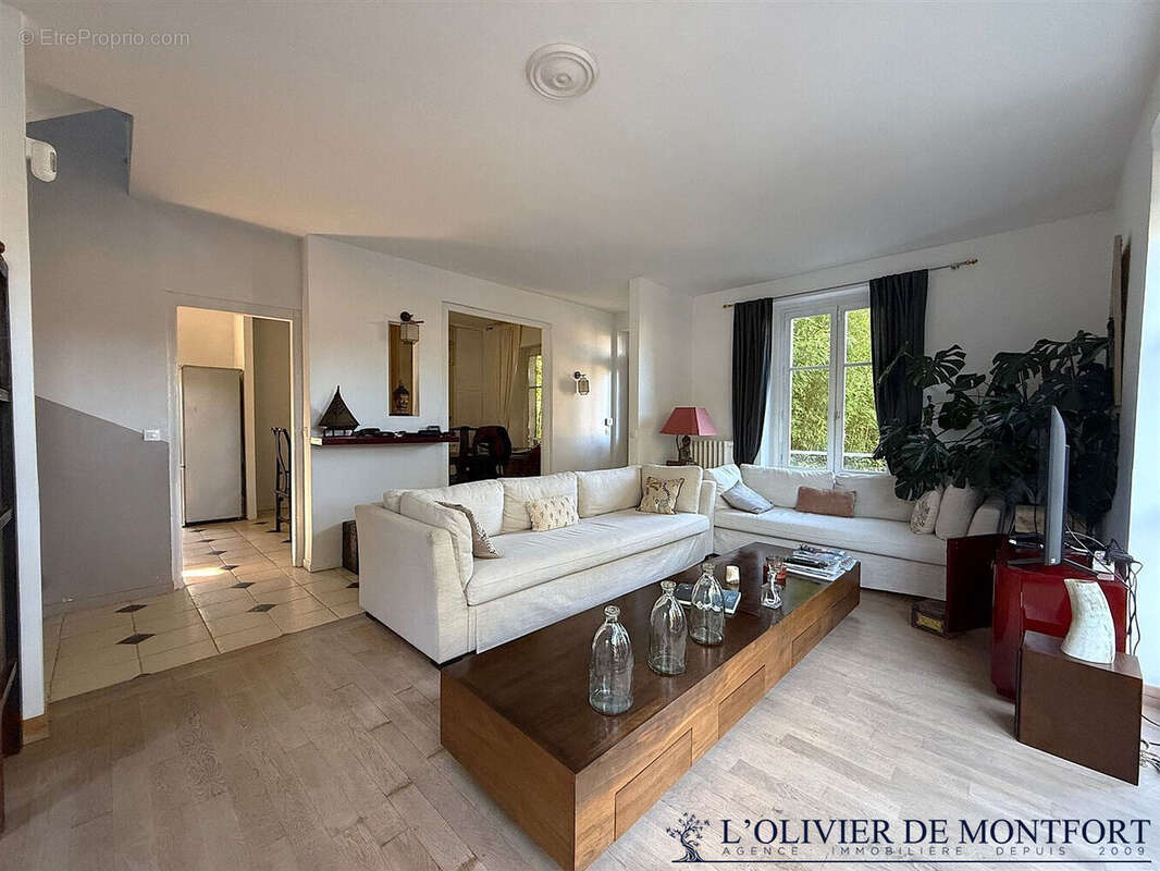 Maison à MONTFORT-L&#039;AMAURY