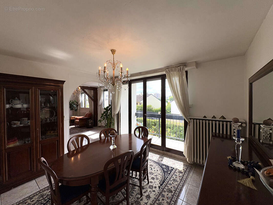 Maison à CHARLEVILLE-MEZIERES