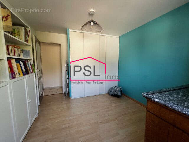 Maison 103 m² à Savigny-Le-Temple  - photo 8
