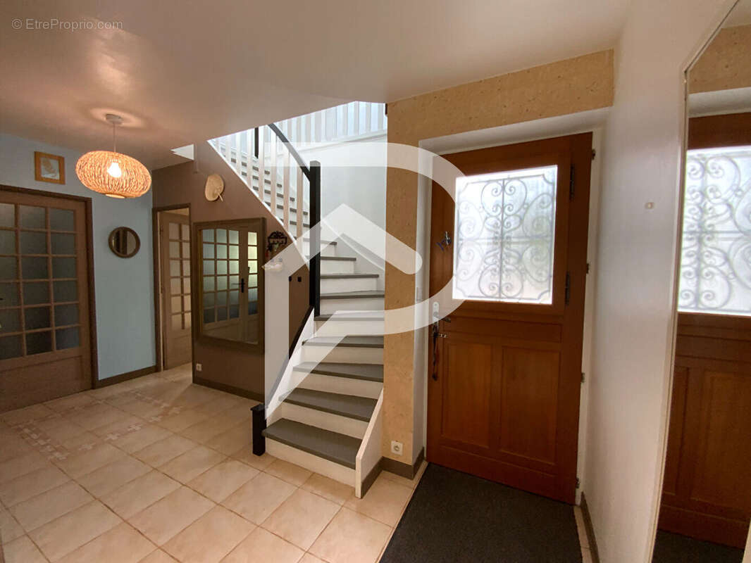 Maison à COIGNIERES