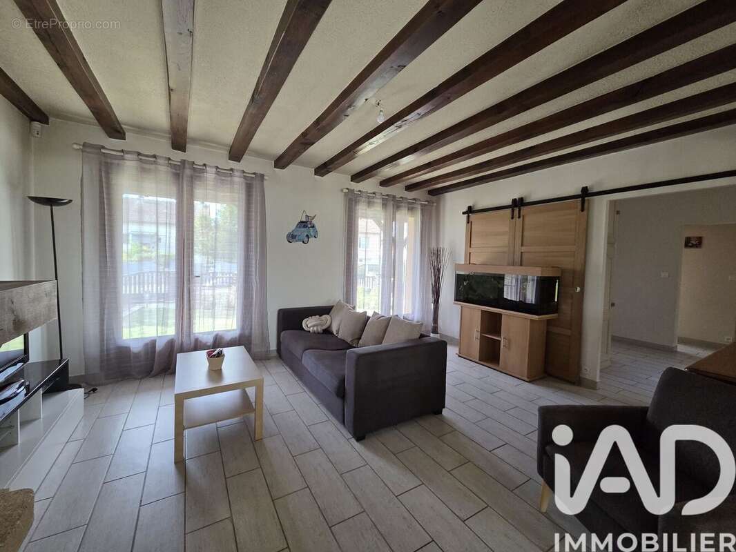 Photo 1 - Maison à BEAUVILLIERS