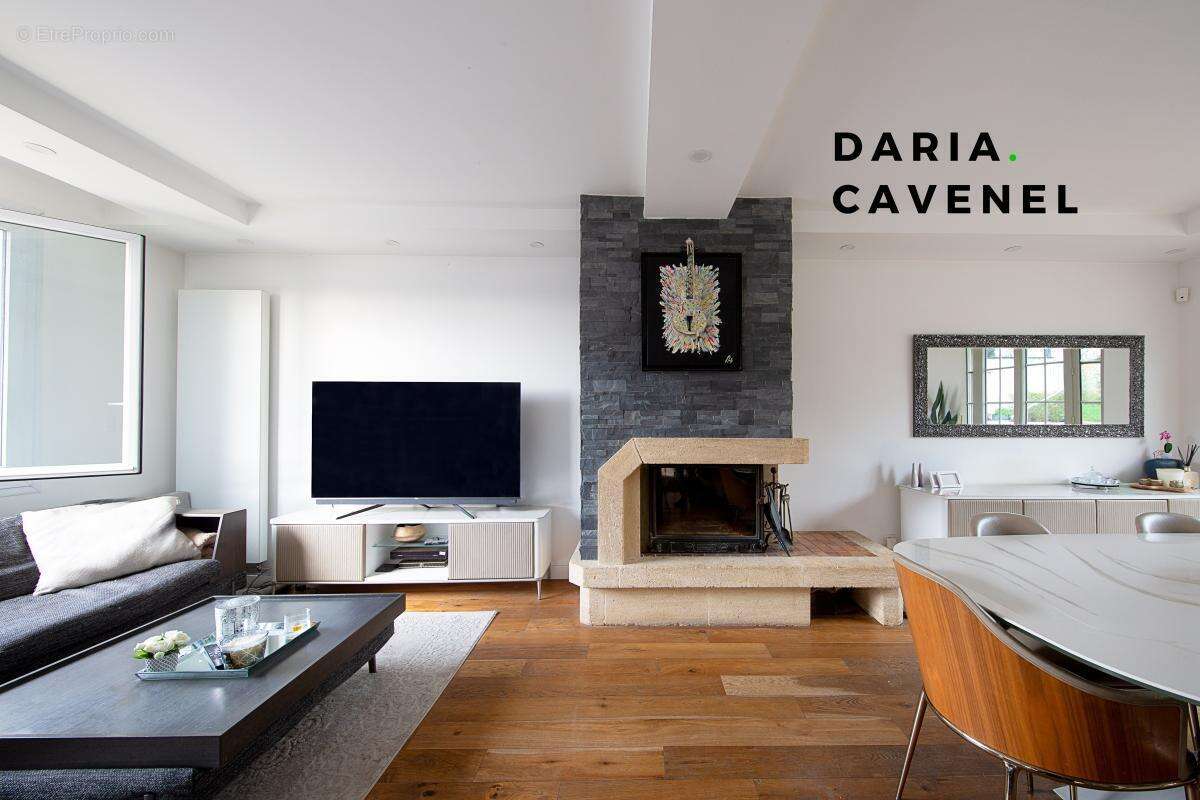 Maison à L'HAY-LES-ROSES