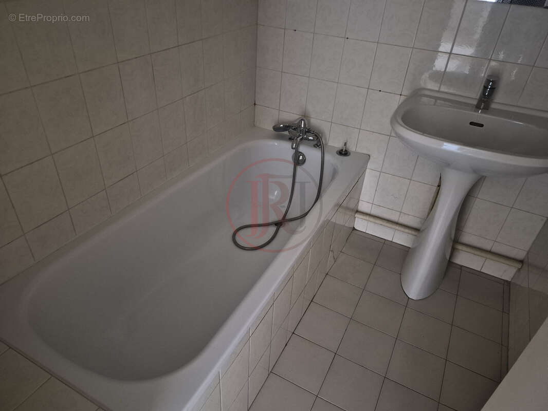Appartement à LUNEL