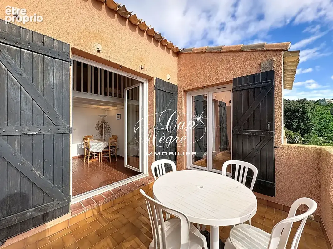 Appartement T2 vue mer terrasse et piscine à vendre ? Pramousquier - photo 12