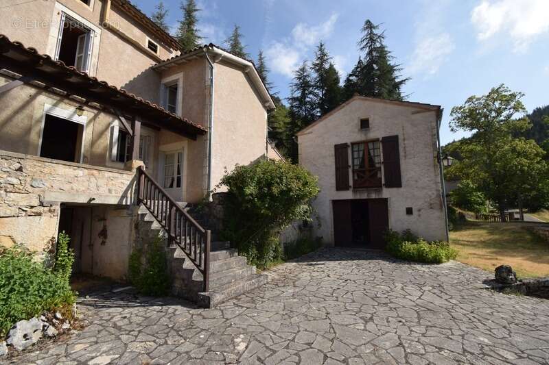Maison à vendre 4 pièces TOUR DE FAURE (46) - photo 6