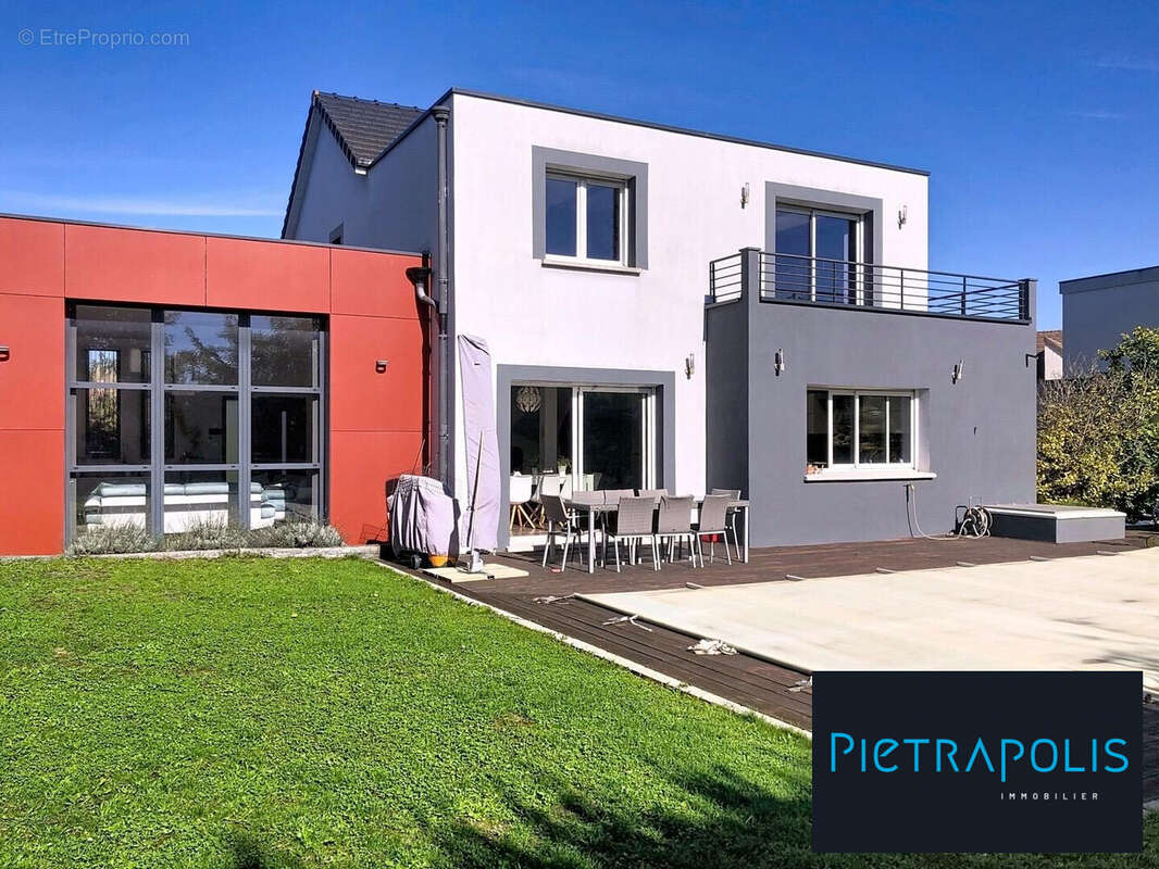 Maison à SAINT-APOLLINAIRE