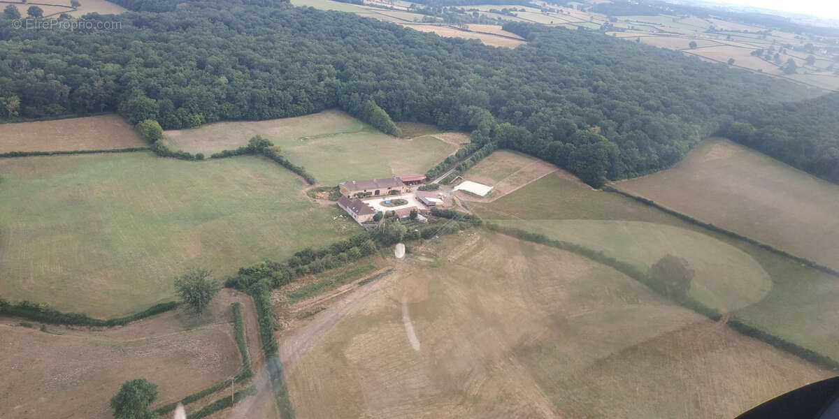 Maison à PERRECY-LES-FORGES
