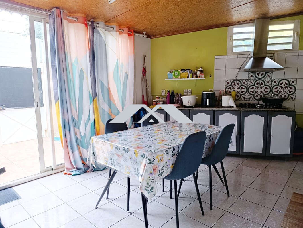 Maison à SAINT-LOUIS